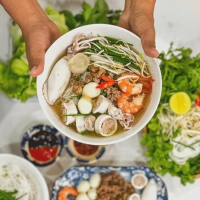 Hủ tiếu mực thập phẩm