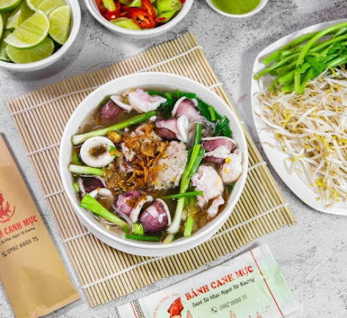 Hủ tiếu mực thập phẩm